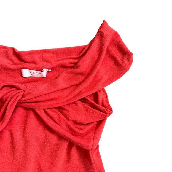 ASTR The Label Tristyn Twist Front Bodysuit L - Picture 2 of 6